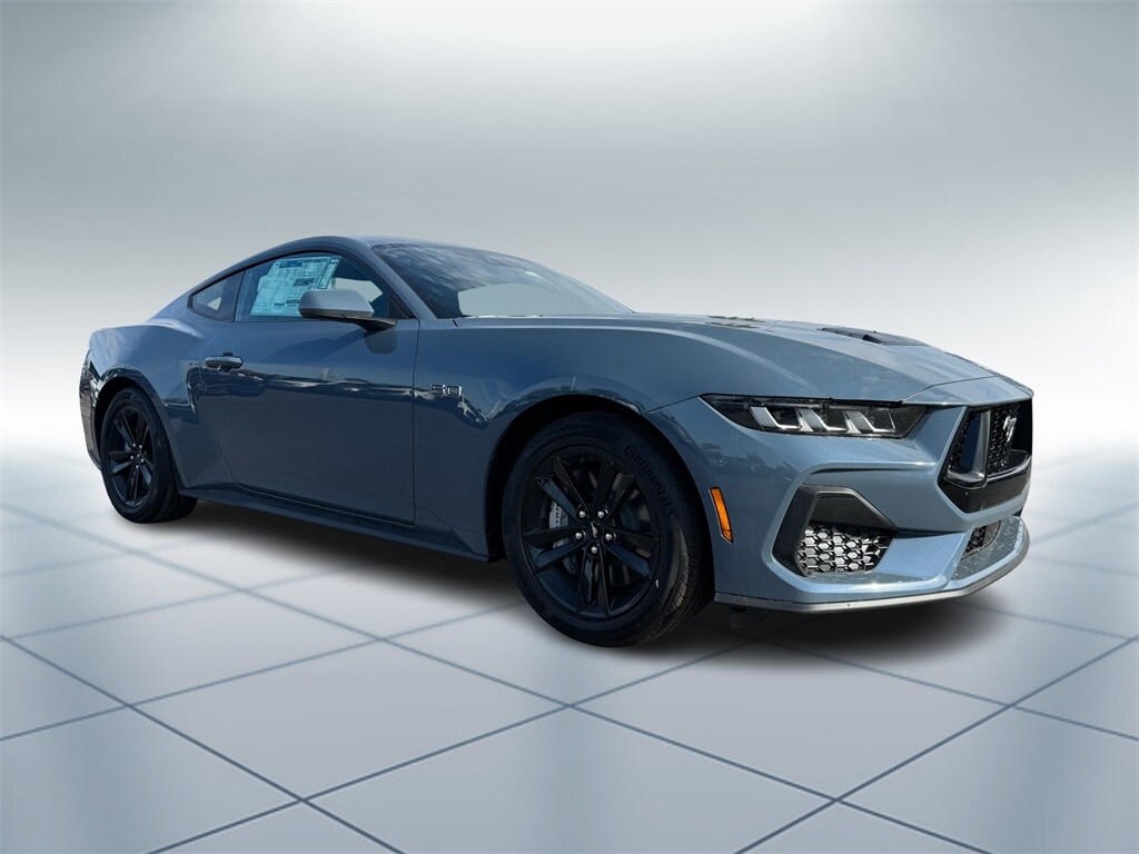 2025 Ford Mustang GT photo 2