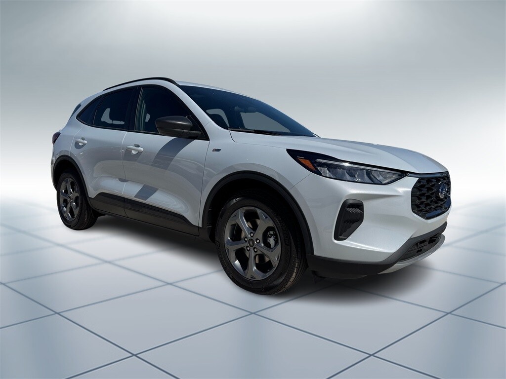 2025 Ford Escape ST-Line photo 2
