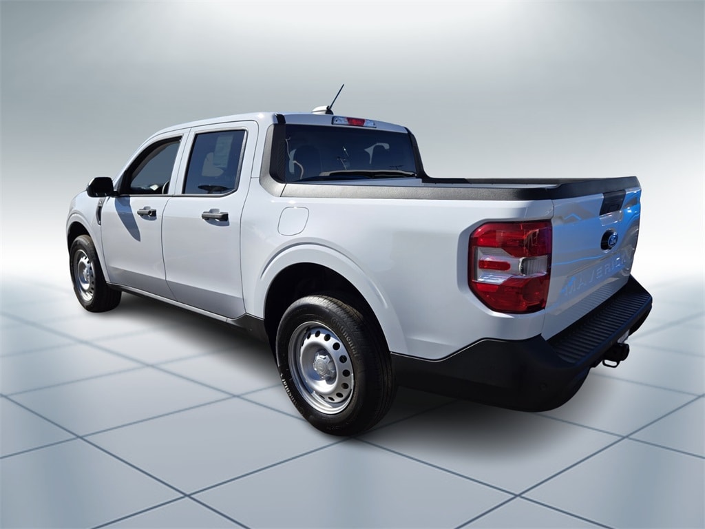 New 2025 Ford Maverick XL Truck