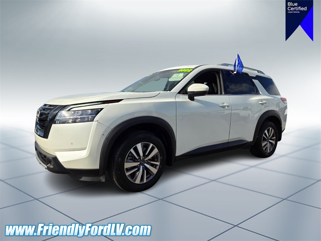 2022 Nissan Pathfinder SL photo 2