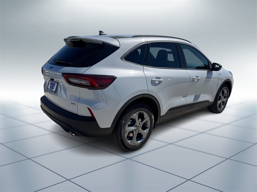 2025 Ford Escape ST-Line photo 3
