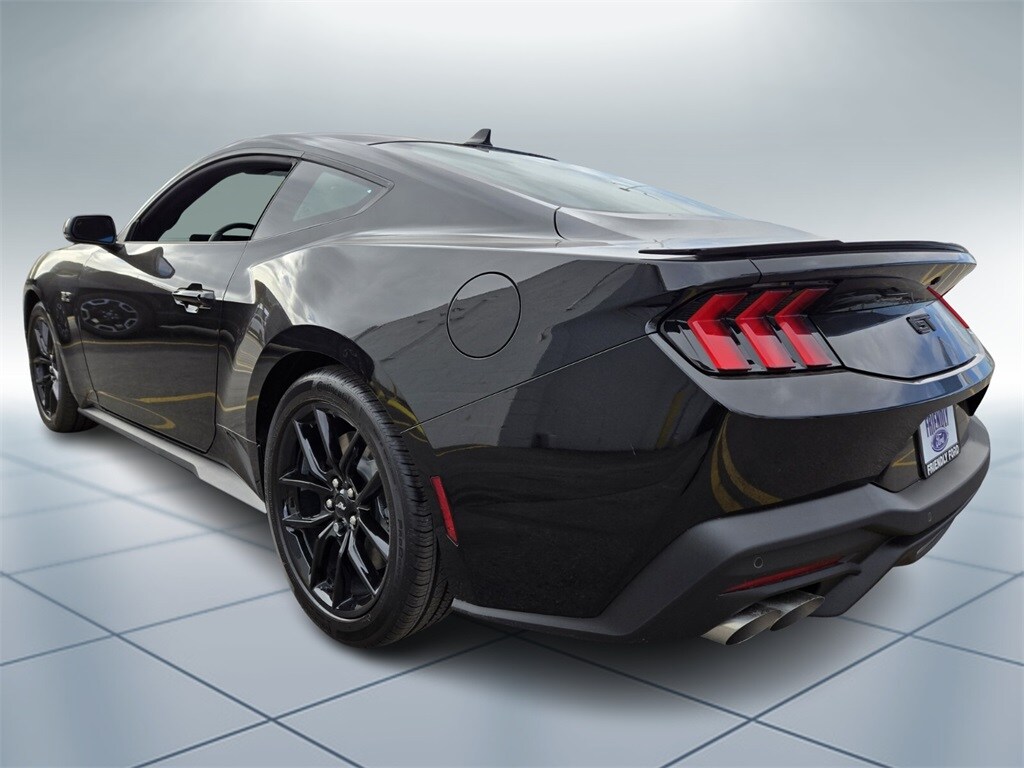2025 Ford Mustang GT Premium photo 4
