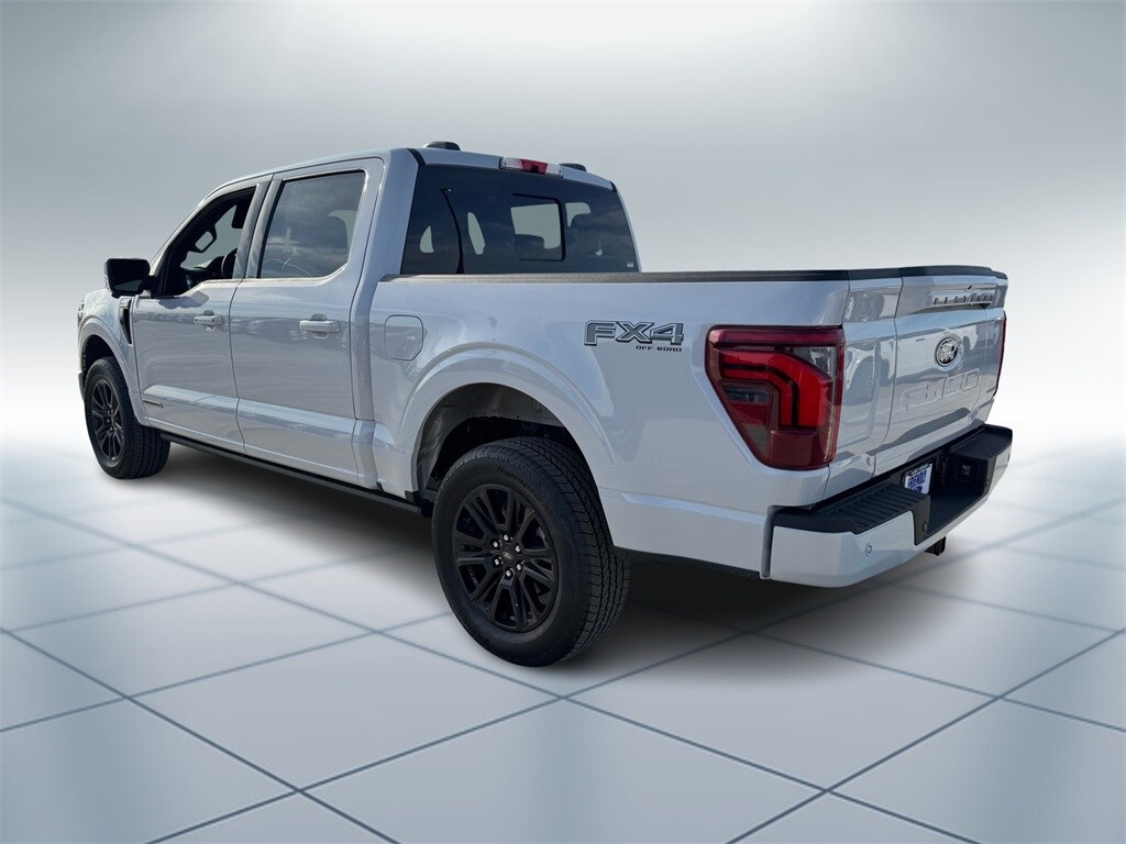2025 Ford F-150 Platinum photo 4