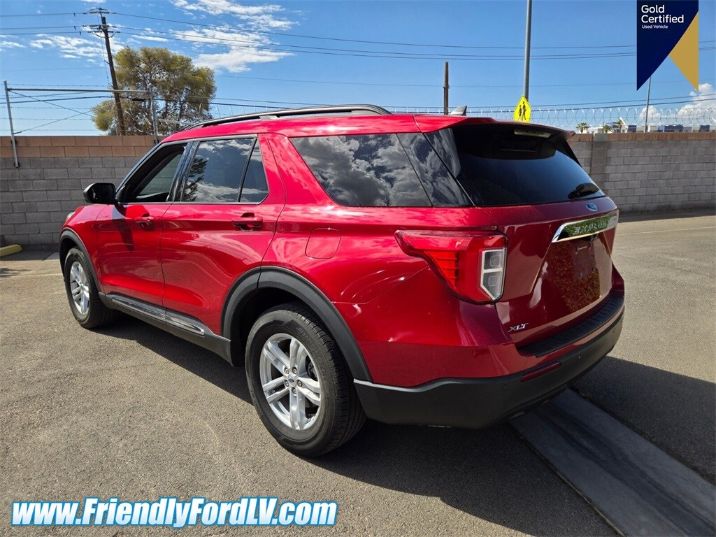 2022 Ford Explorer XLT photo 3