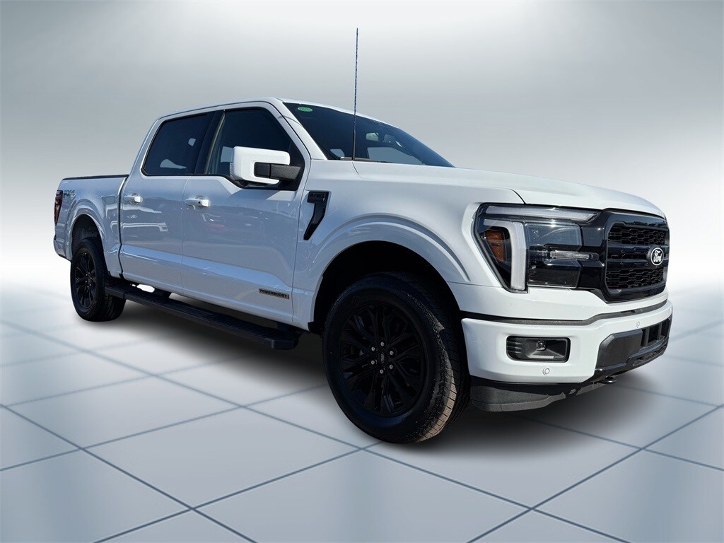 2025 Ford F-150 Lariat photo 2