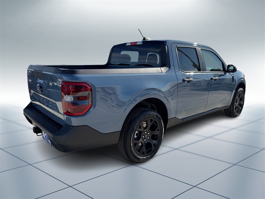 2025 Ford Maverick XLT photo 3