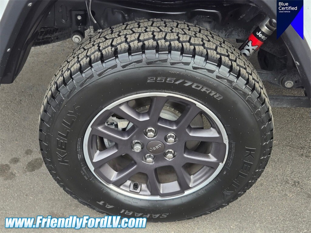 2023 Jeep Gladiator Overland photo 4