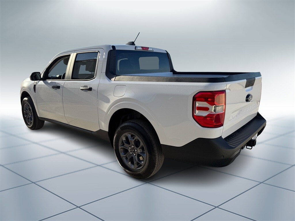 2025 Ford Maverick XLT photo 3