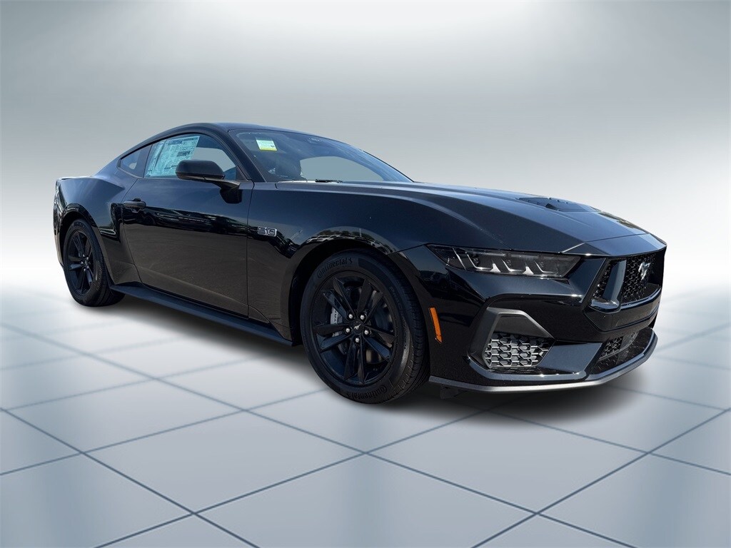 2025 Ford Mustang GT photo 2