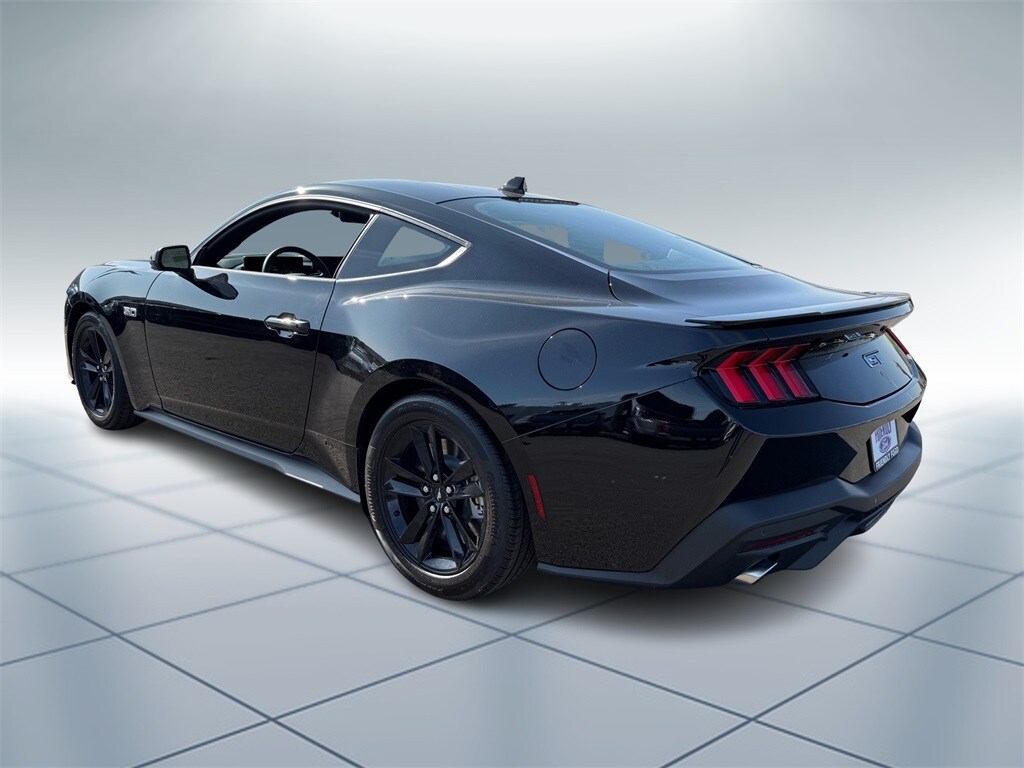 2025 Ford Mustang GT photo 4