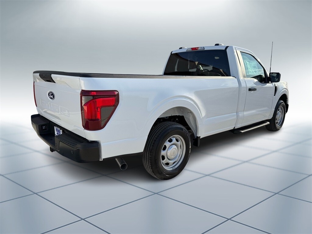 2025 Ford F-150 XL photo 3