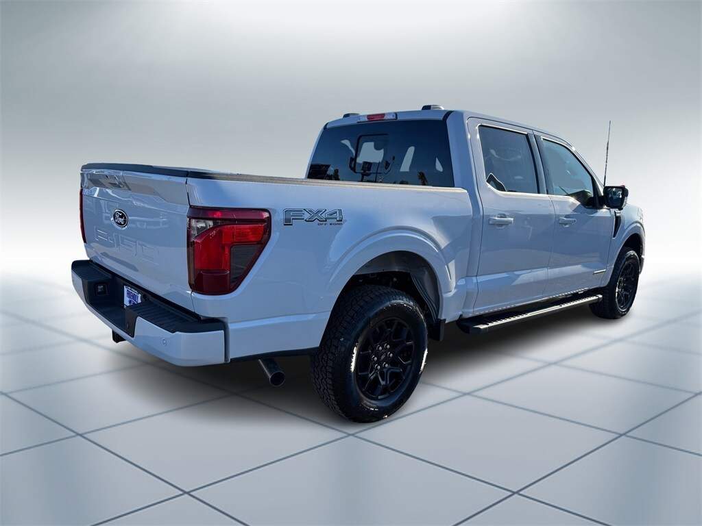 2025 Ford F-150 XLT photo 3