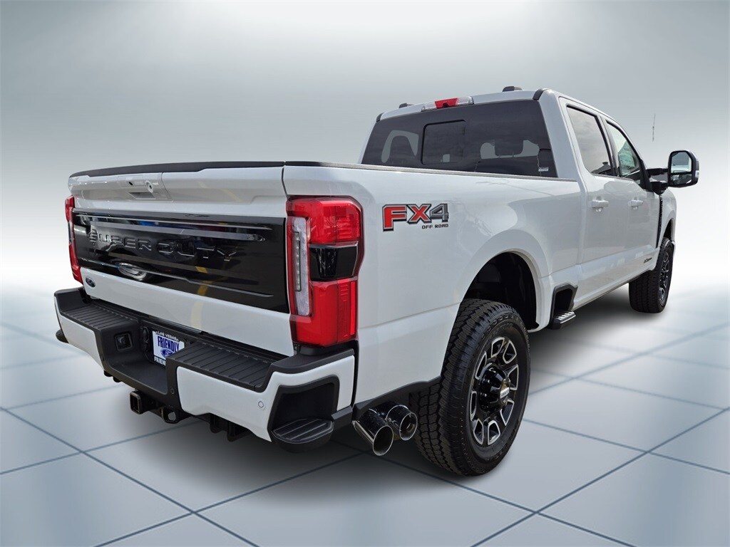 2025 Ford F-250 Platinum photo 3