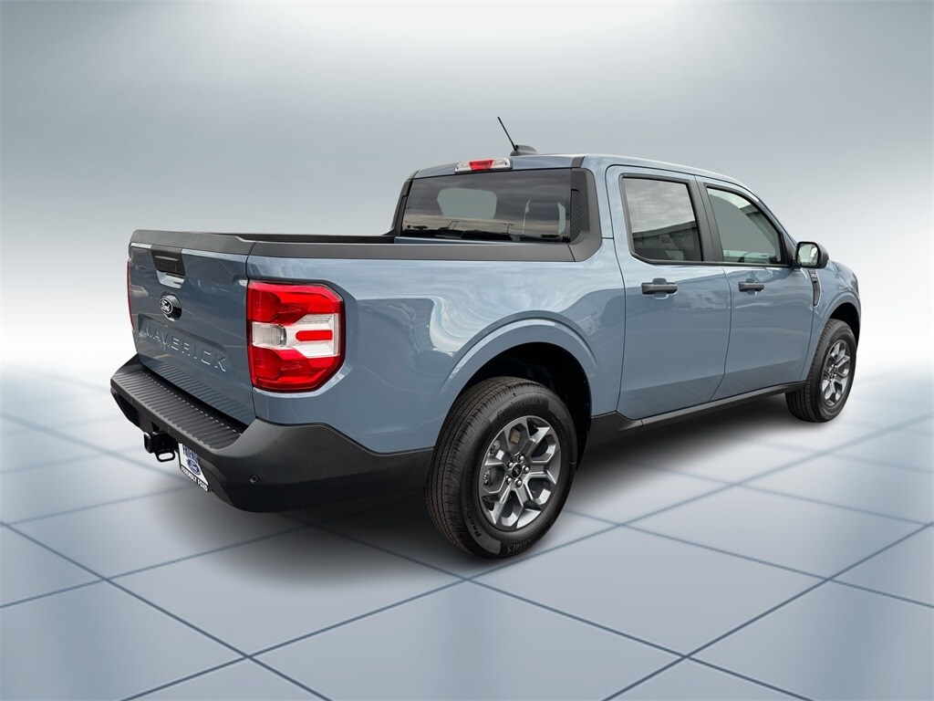 2025 Ford Maverick XLT photo 3