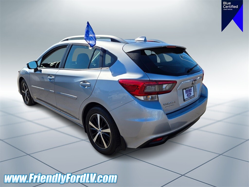 2023 Subaru Impreza Premium photo 4