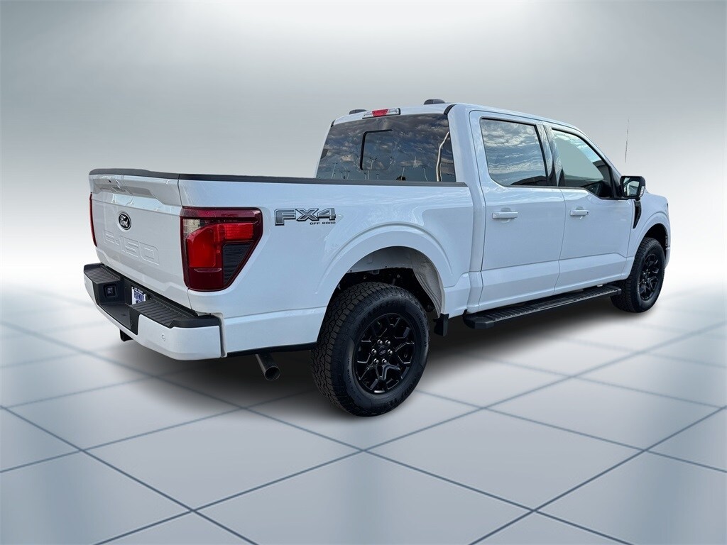 2025 Ford F-150 XLT photo 2