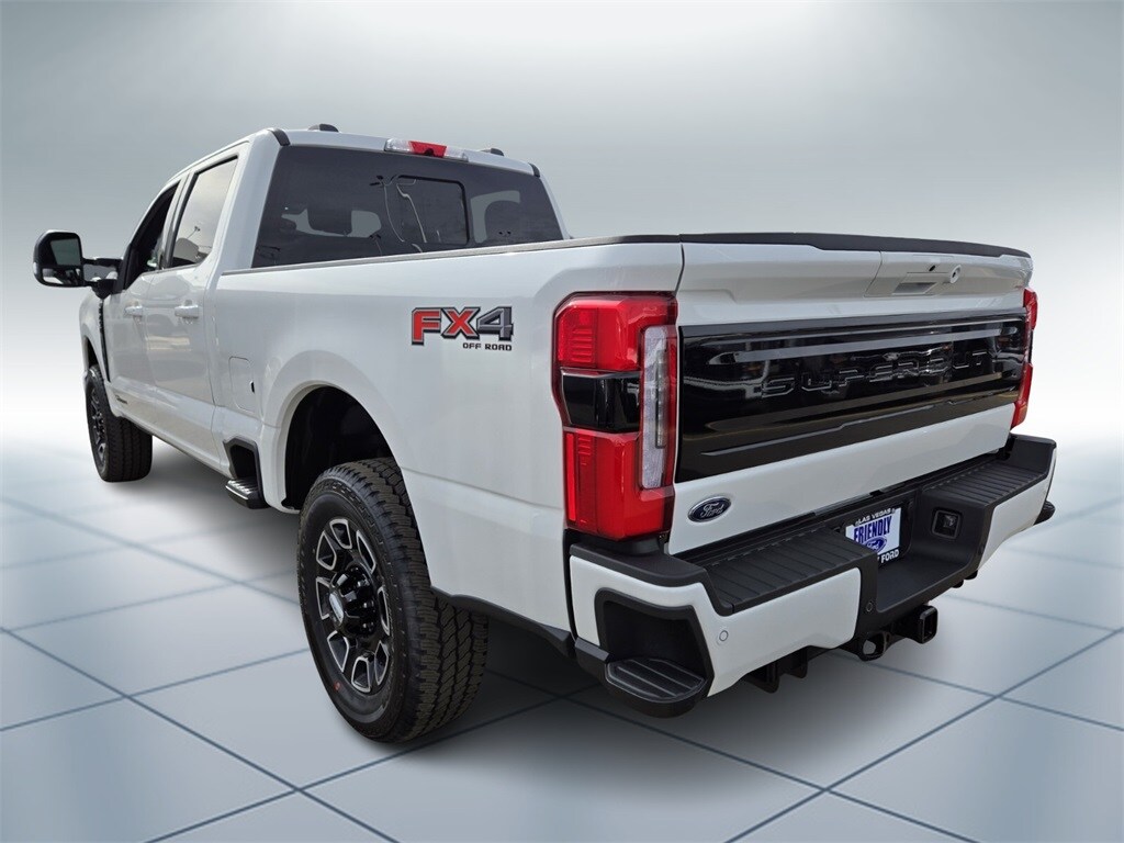 2025 Ford F-250 Platinum photo 4