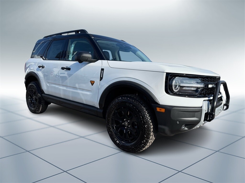 2025 Ford Bronco Sport Badlands photo 2