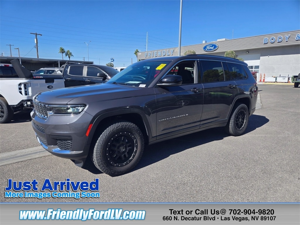 Used 2022 Jeep Grand Cherokee L Laredo SUV