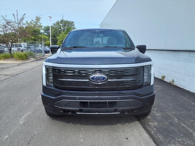 Used 2022 Ford F-150 Lightning Platinum with VIN 1FT6W1EV9NWG01902 for sale in Monroe, MI