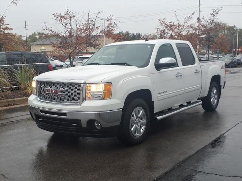 Used 2013 GMC Sierra 1500 SLE Crew Cab Truck