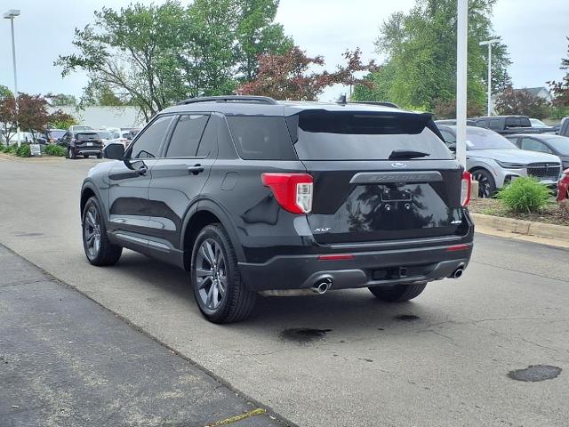 2023 Ford Explorer XLT photo 4