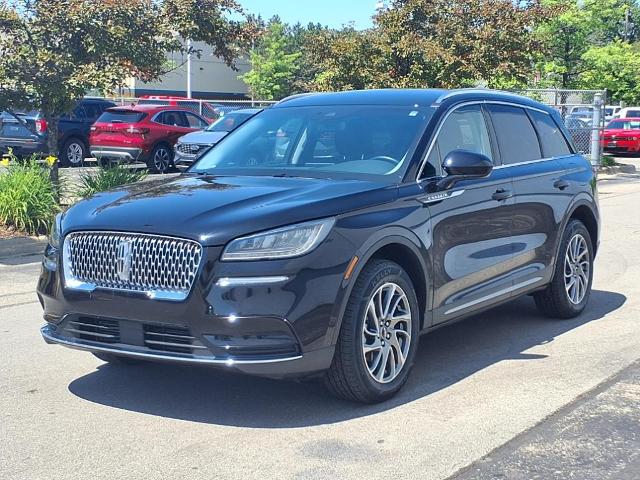 2022 Lincoln Corsair Standard photo 3