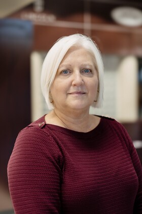Staff member Shari Metz from 4baaa69b4ef5
