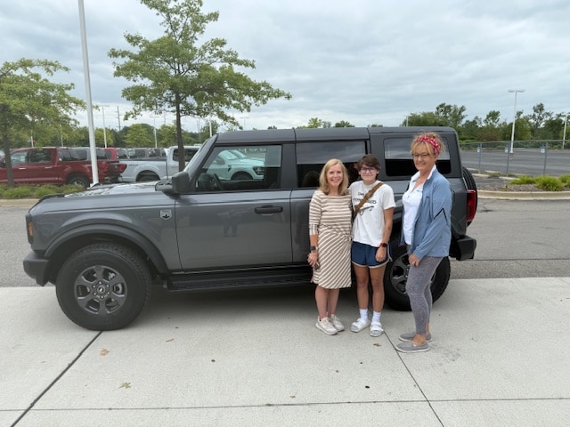 Renee%20-%202025%20Ford%20Bronco.jpg