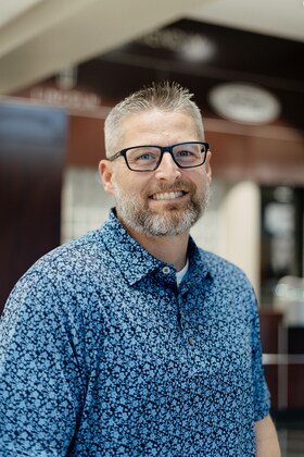 Staff member Andy Omler from c2550a6b9fa6