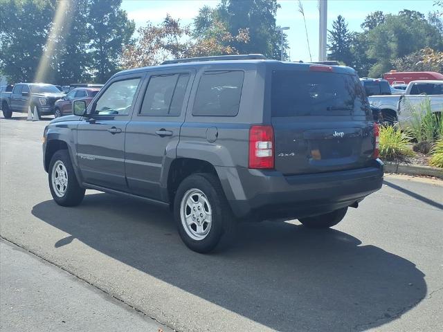 2016 Jeep Patriot Sport photo 4