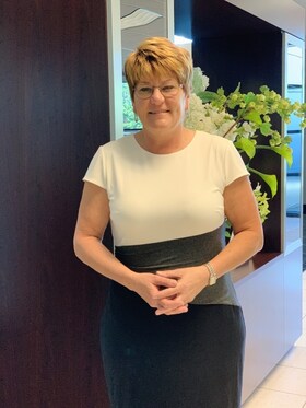 Staff member Jodi Herkimer from ID_5fbdda9dcc8e