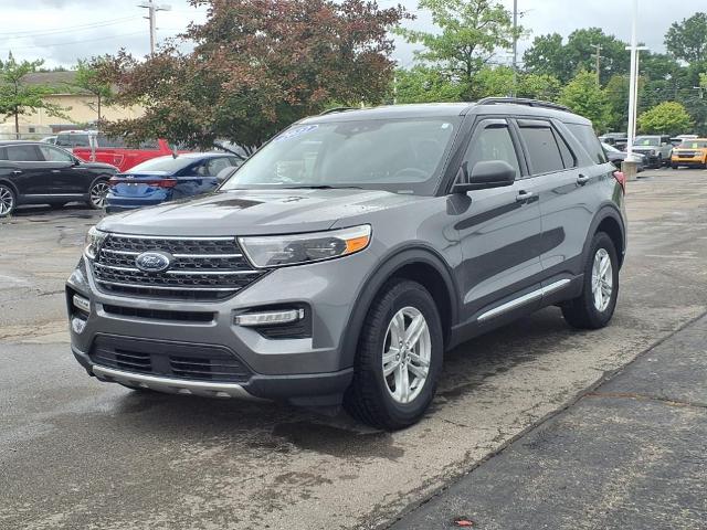 2022 Ford Explorer XLT photo 3