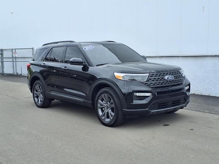 2023 Ford Explorer XLT SUV