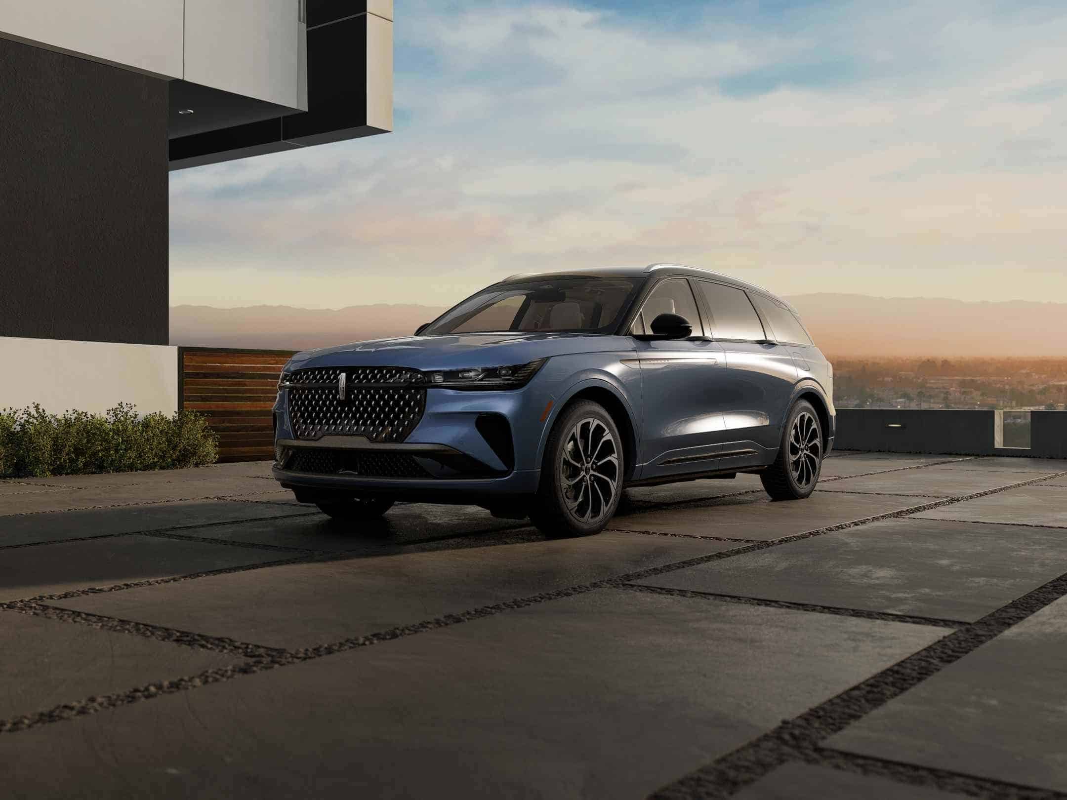 Elegant exterior view of the 2025 Lincoln Nautilus SUV.