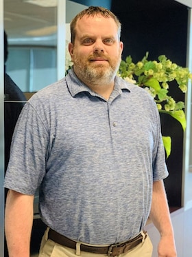 Staff member Mike Drake from ID_93bab8057e5d