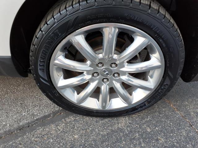 2011 Lincoln MKT Base - Photo 11
