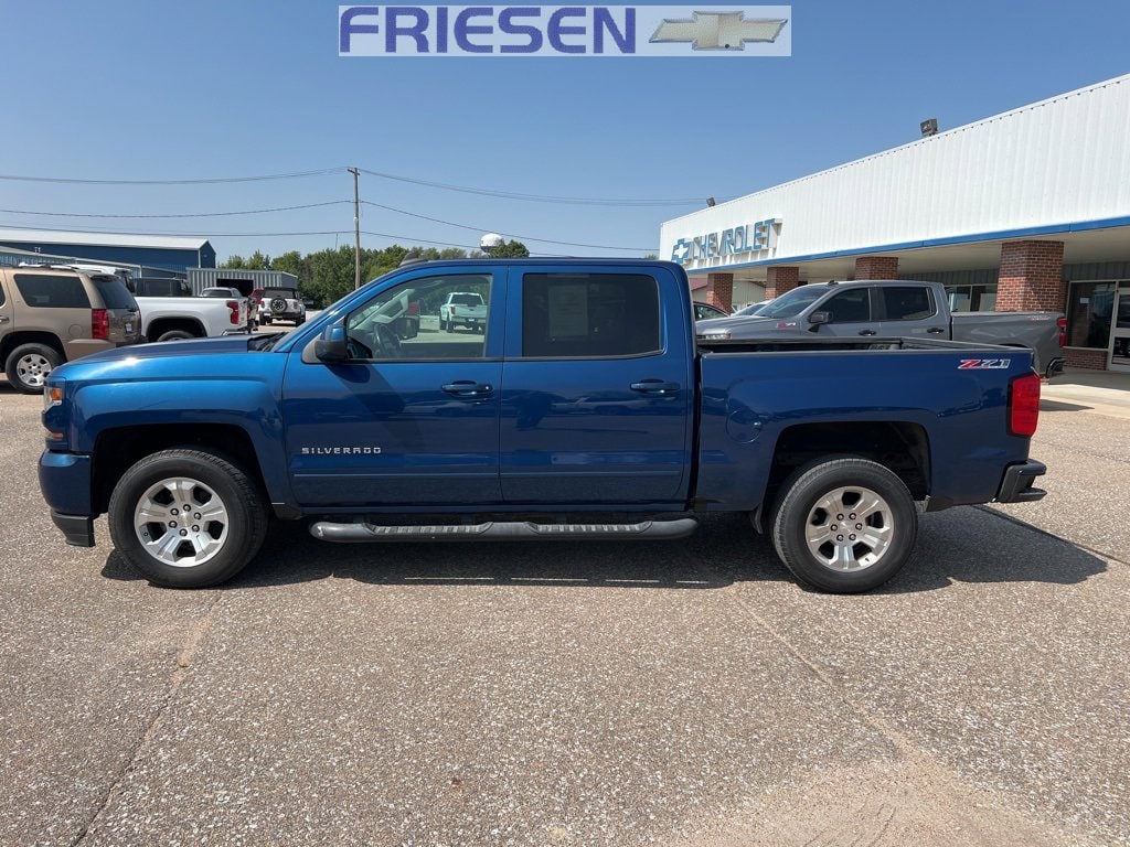 Used 2017 Chevrolet Silverado 1500 LT Z71 with VIN 3GCUKREC8HG256509 for sale in Sutton, NE