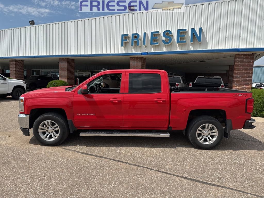 Used 2018 Chevrolet Silverado 1500 LT with VIN 3GCUKREC0JG373703 for sale in Sutton, NE