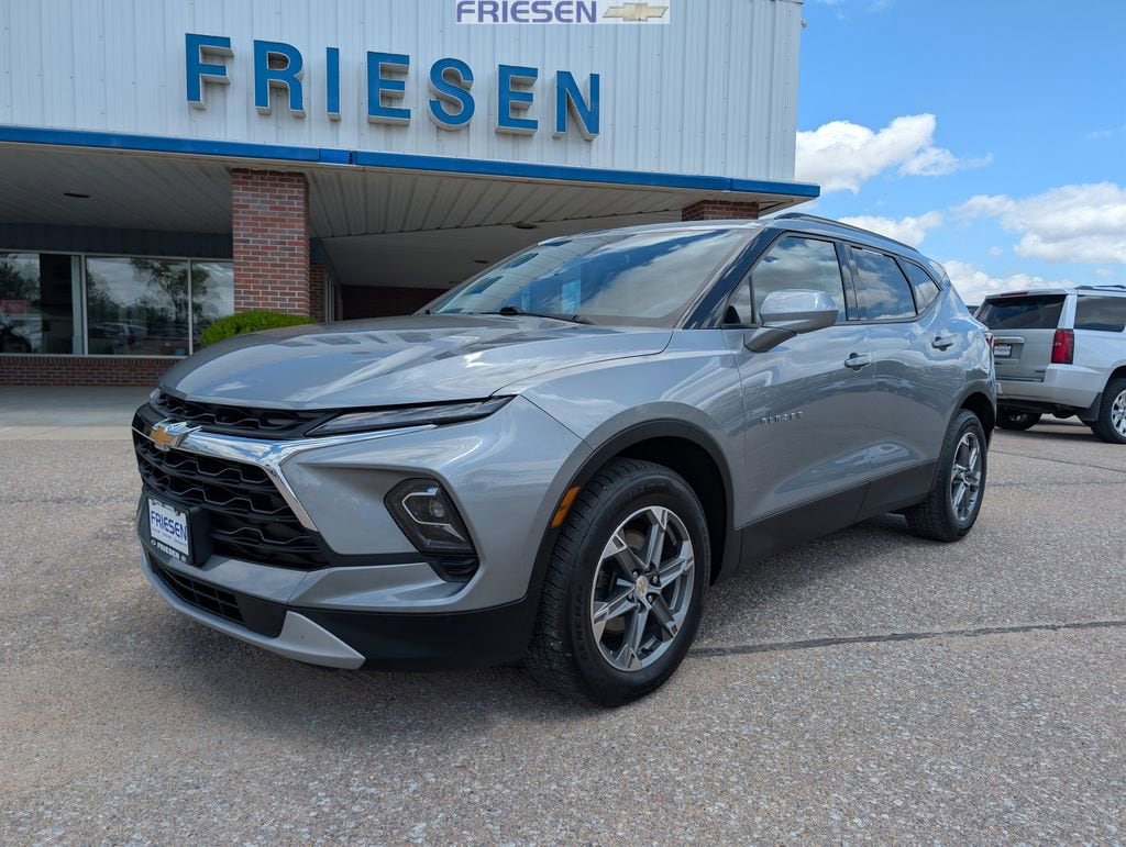 2023 Chevrolet Blazer 2.0T 2LT AWD's photo