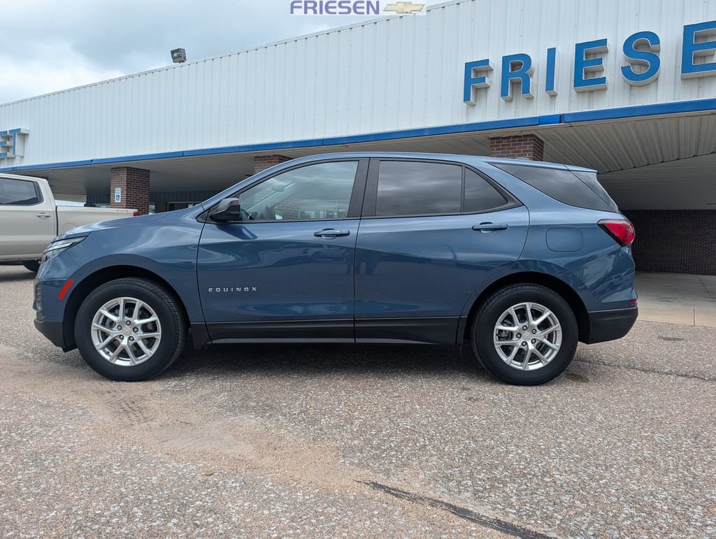 Used 2024 Chevrolet Equinox LS SUV