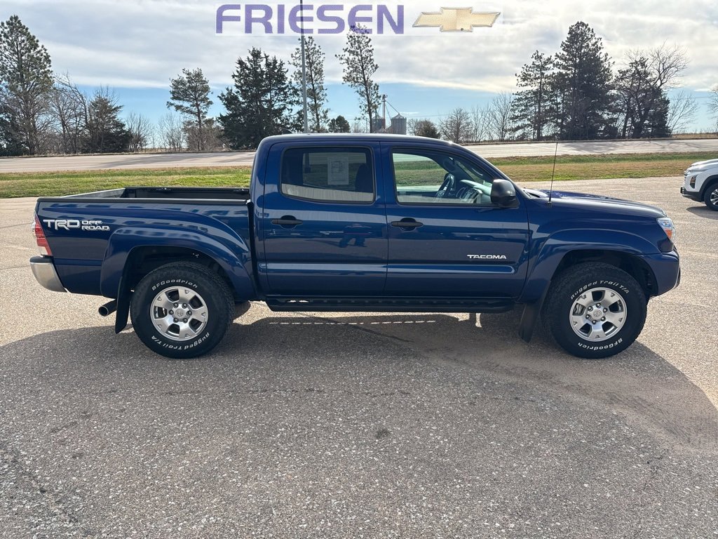 2015 Toyota Tacoma Base photo 4