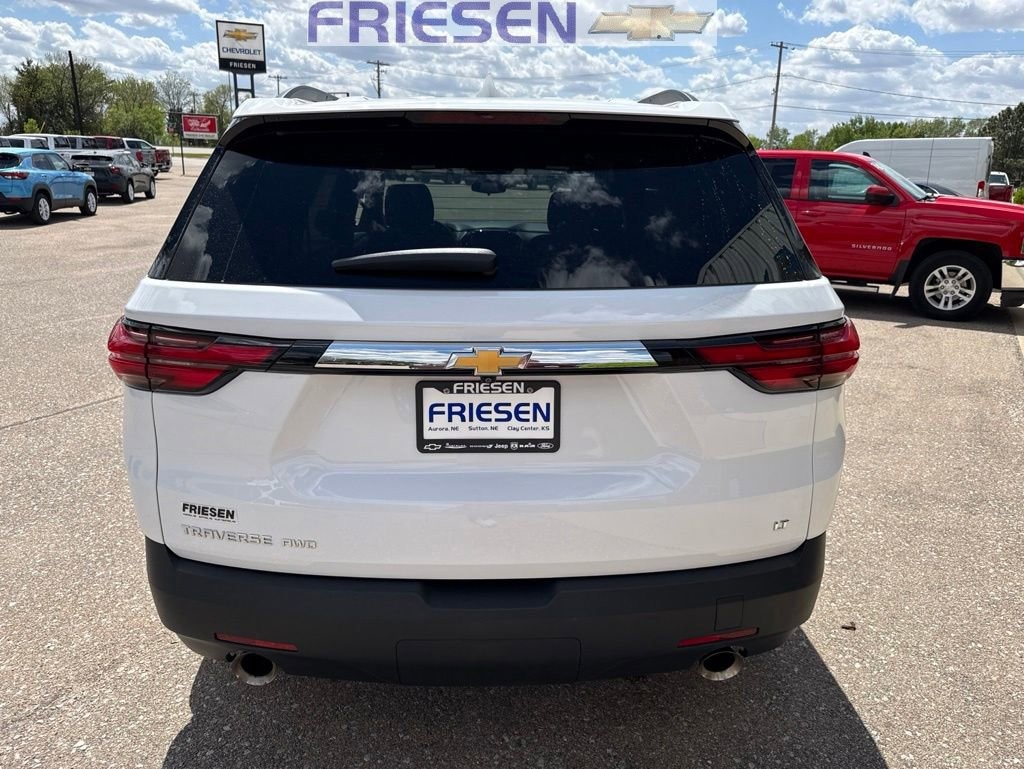 Used 2023 Chevrolet Traverse LT Cloth SUV
