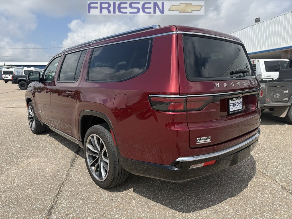 2023 Jeep Wagoneer L Series III photo 3