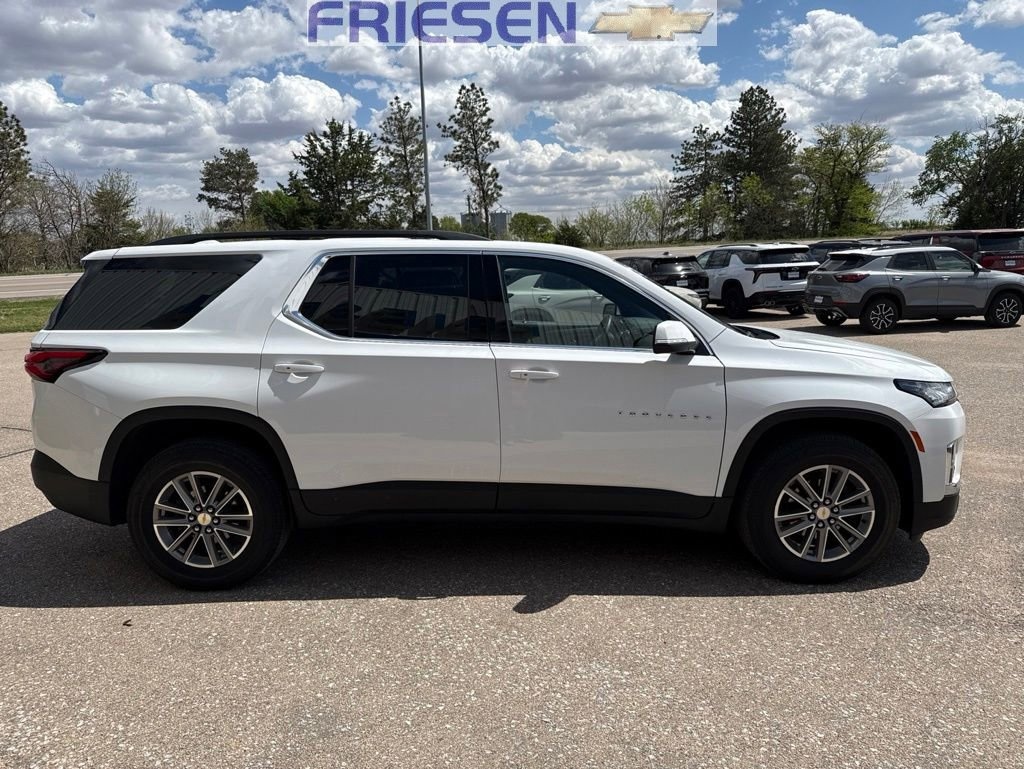 Used 2023 Chevrolet Traverse LT Cloth SUV