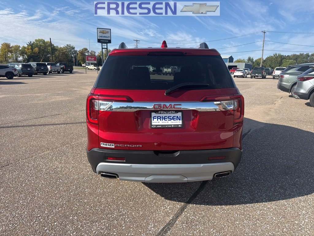 2023 Gmc Acadia SLE photo 4