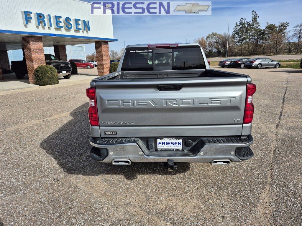2024 Chevrolet Silverado 1500 LT photo 4