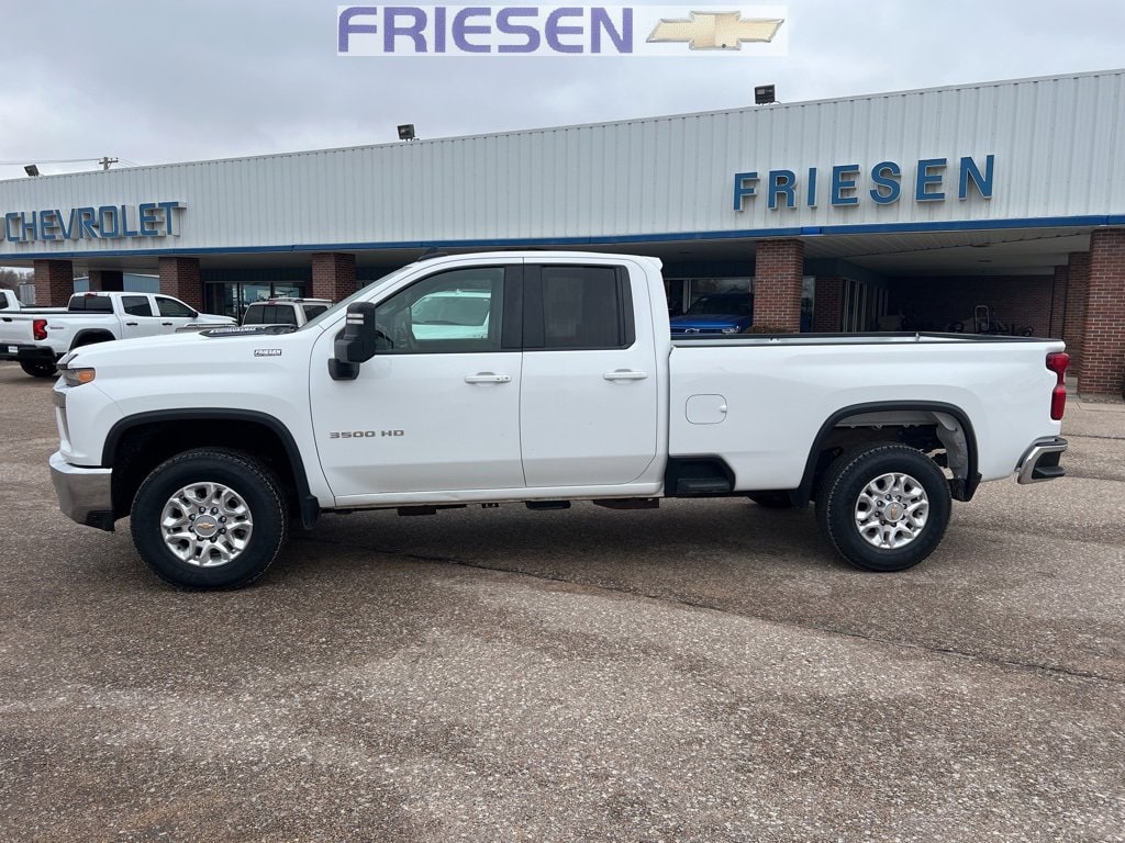 Used 2021 Chevrolet Silverado 3500HD LT with VIN 1GC5YTEY5MF130518 for sale in Sutton, NE