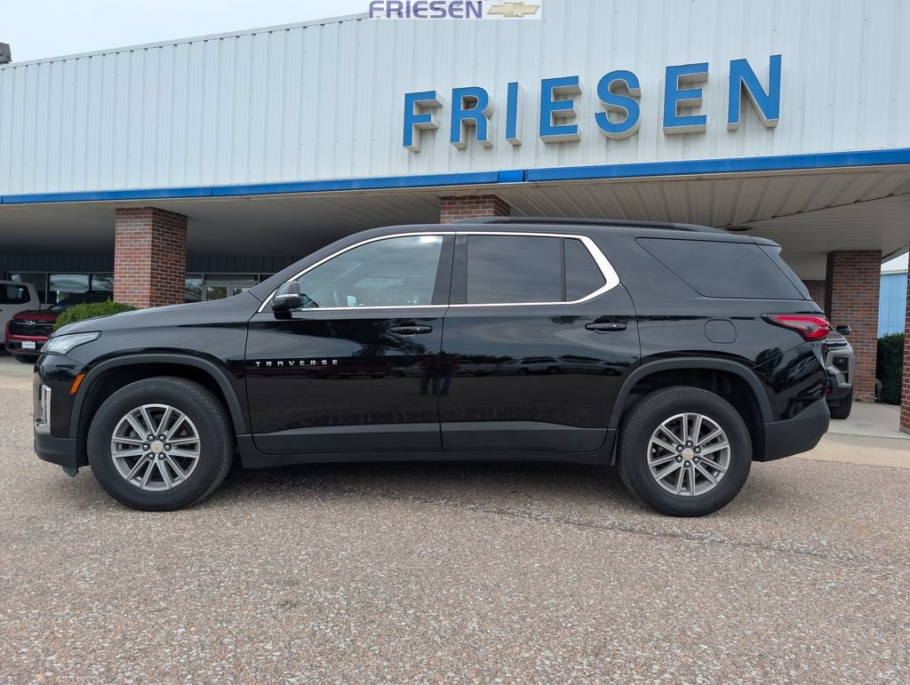 Used 2023 Chevrolet Traverse LT Cloth SUV