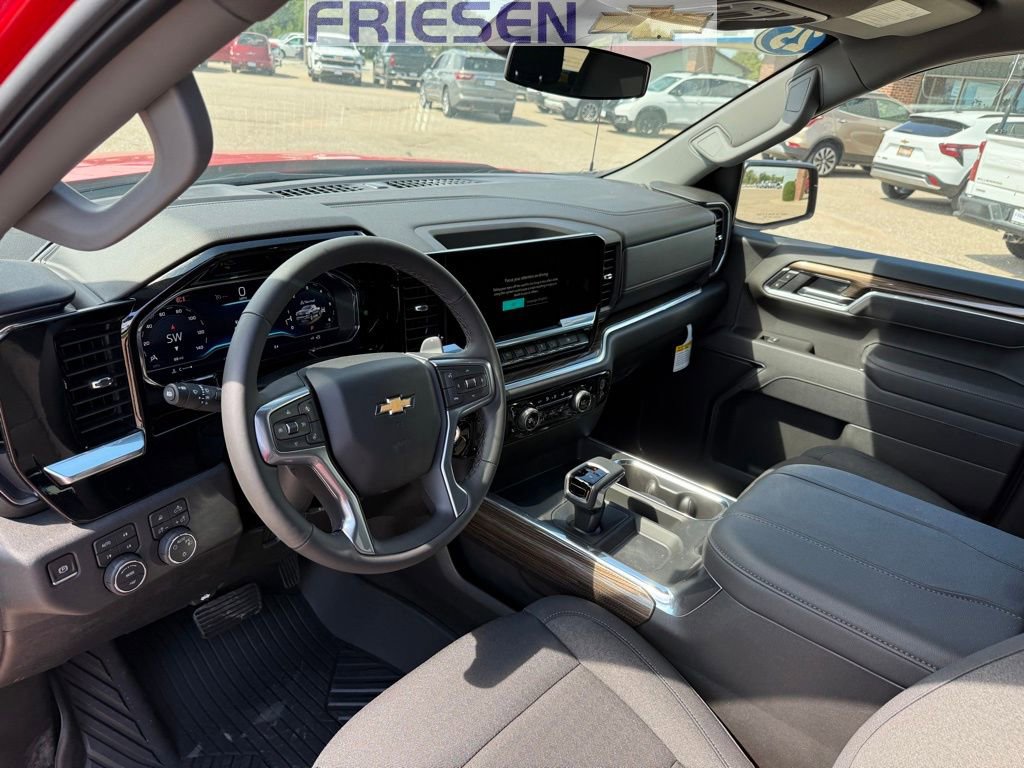 2025 Chevrolet Silverado 1500 LT - Photo 13